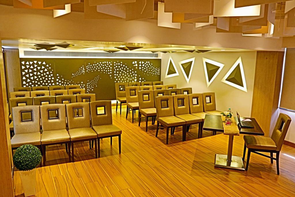 The Oriental Residency Mumbai Exterior foto