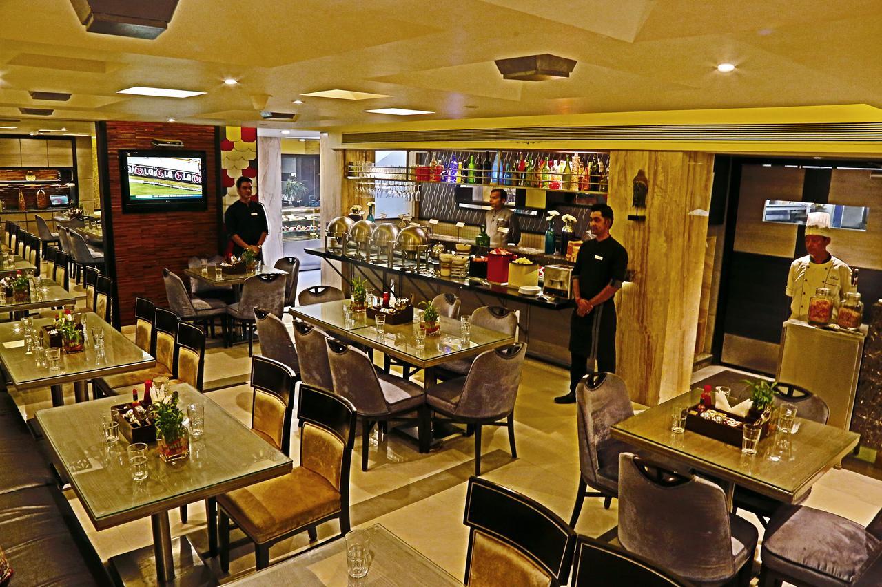 The Oriental Residency Mumbai Exterior foto