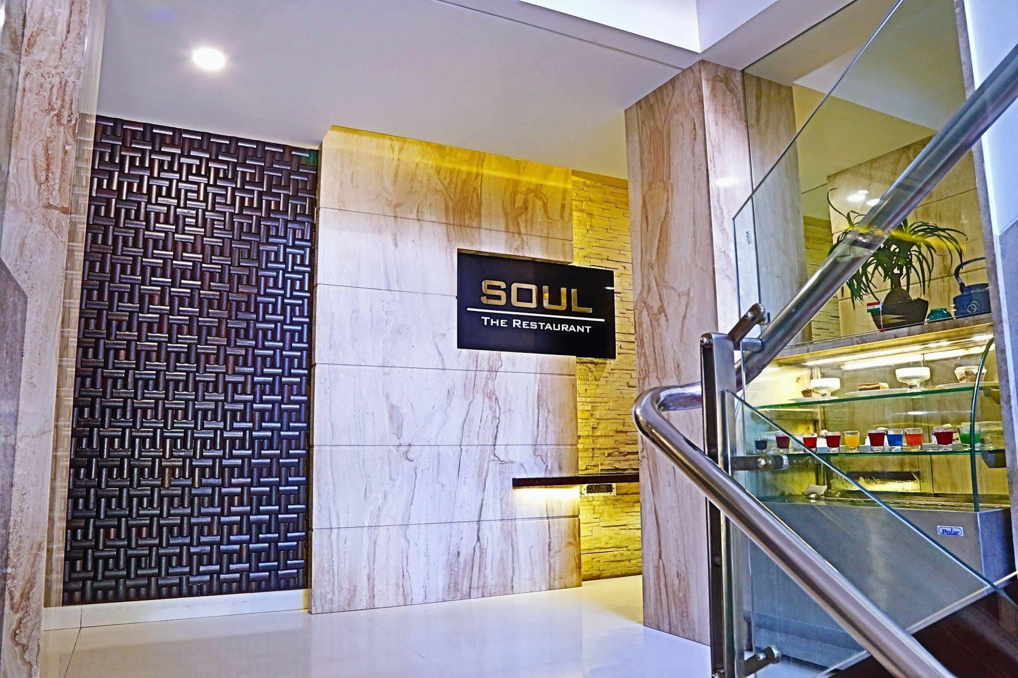 The Oriental Residency Mumbai Exterior foto